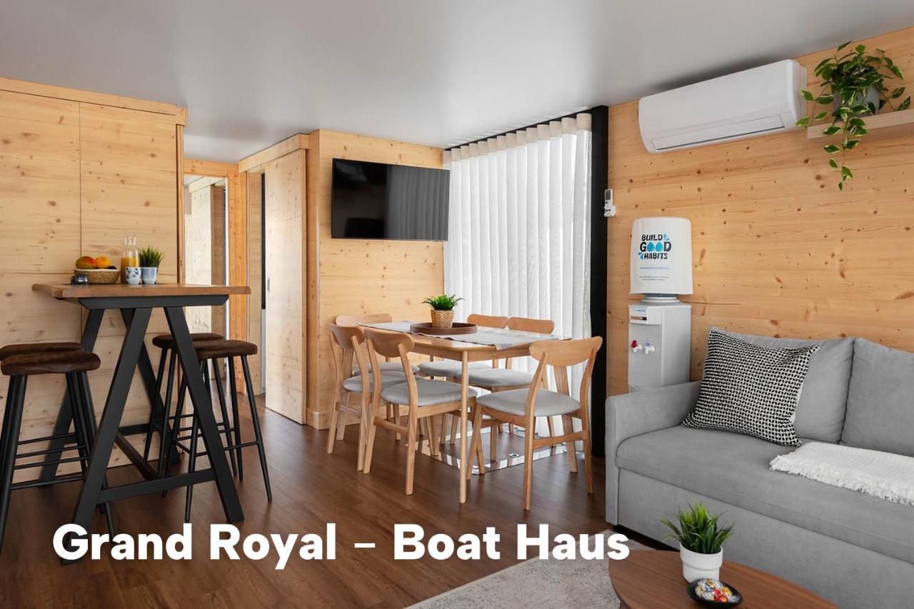 Hotel Boat Haus - Casas Flotantes Frente A Gibraltar La Línea de la Concepción Exteriér fotografie