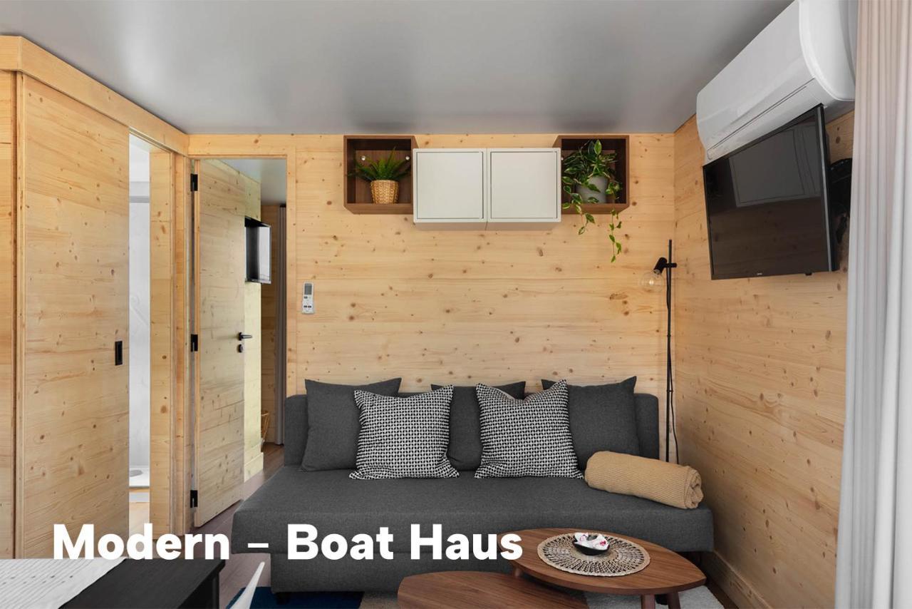 Hotel Boat Haus - Casas Flotantes Frente A Gibraltar La Línea de la Concepción Exteriér fotografie