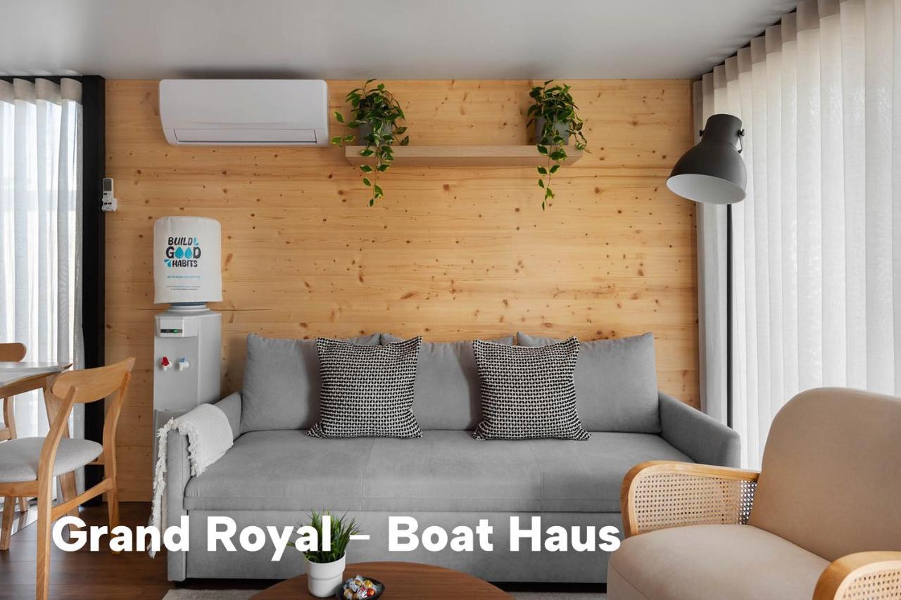 Hotel Boat Haus - Casas Flotantes Frente A Gibraltar La Línea de la Concepción Exteriér fotografie