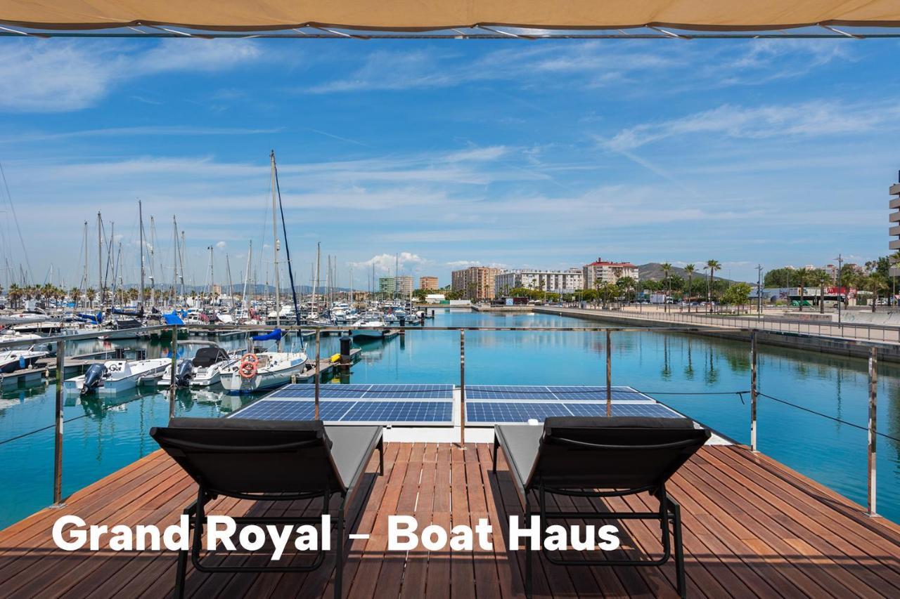 Hotel Boat Haus - Casas Flotantes Frente A Gibraltar La Línea de la Concepción Exteriér fotografie