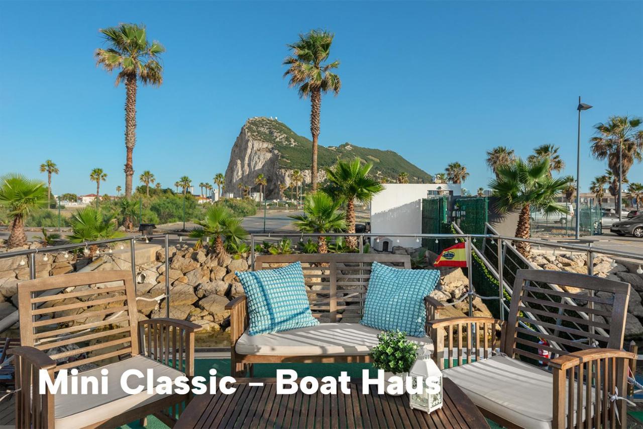 Hotel Boat Haus - Casas Flotantes Frente A Gibraltar La Línea de la Concepción Exteriér fotografie