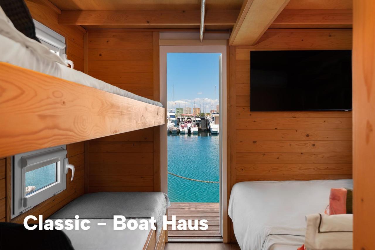 Hotel Boat Haus - Casas Flotantes Frente A Gibraltar La Línea de la Concepción Exteriér fotografie